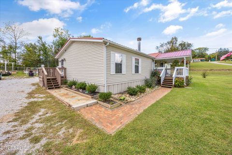 Tiny photo for 1476 Martha Dandridge Circle, Dandridge, TN 37725 (MLS # 1317279)