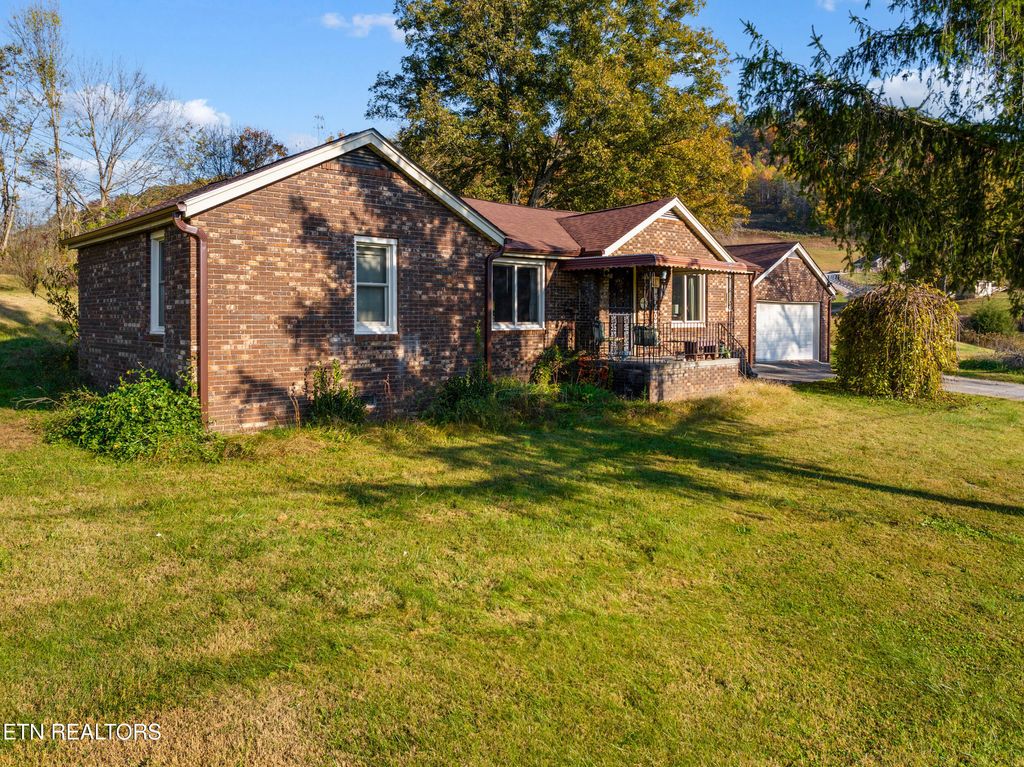 Photo of 4110 Roberts Rd, Corryton, TN 37721 (MLS # 1280980)