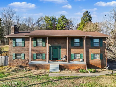 Photo of 1421 Mount Vista Drive, Knoxville, TN 37920 (MLS # 1339812)