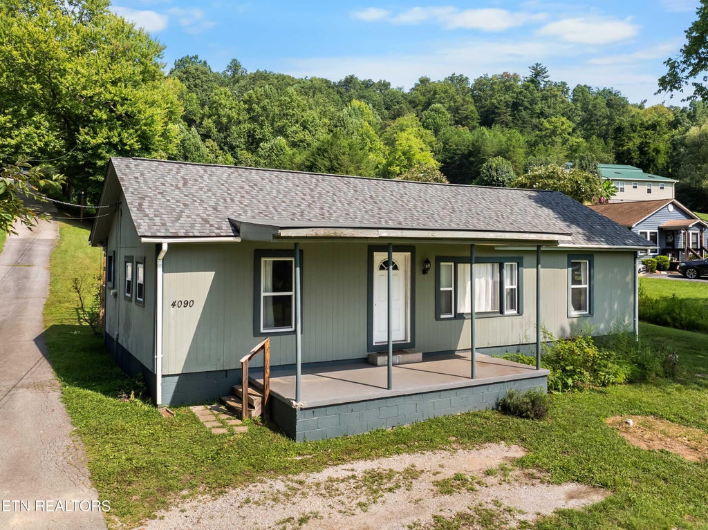 Photo of 4090 W Buttermilk Rd, Kingston, TN 37763 (MLS # 1352036)