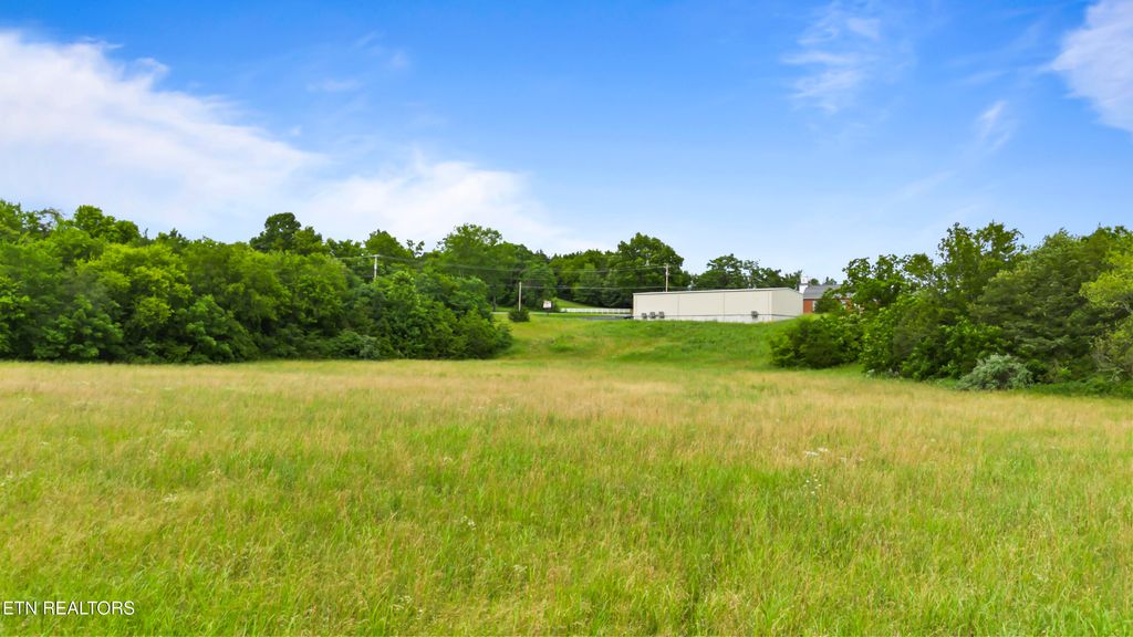 Photo of Old Middlesboro Hwy, LaFollette, TN 37766 (MLS # 1332161)