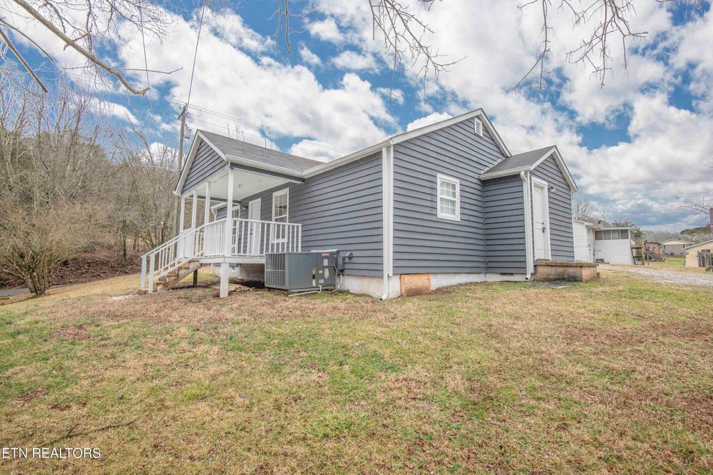 Photo of 134 E Wolf Valley Rd, Heiskell, TN 37754 (MLS # 1289315)