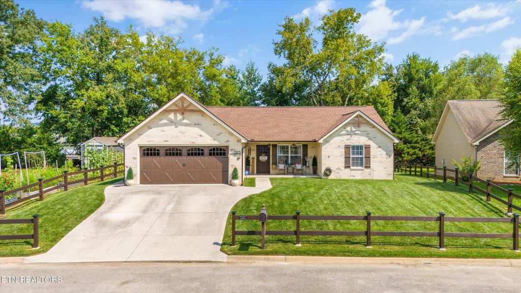 Photo of 5305 Mattice Lane, Corryton, TN 37721 (MLS # 1272393)