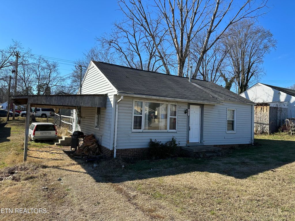 Photo of 1817 Kettering Rd, Alcoa, TN 37701 (MLS # 1248413)