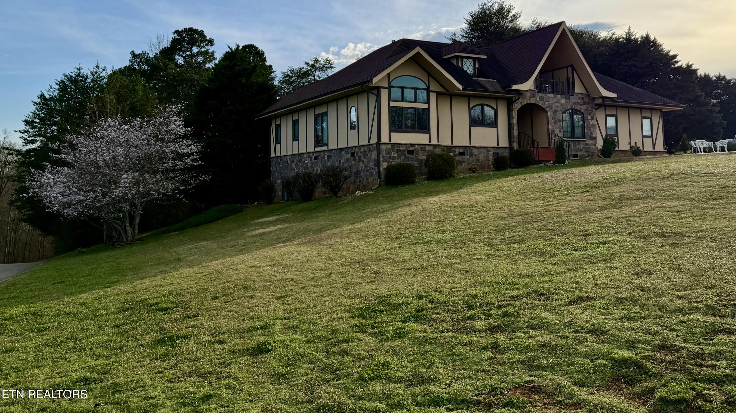 135 Bluffton Rd