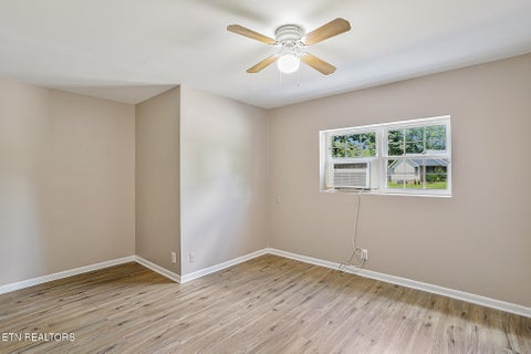 Tiny photo for 410 Dry Gap Pike, Knoxville, TN 37912 (MLS # 1356089)