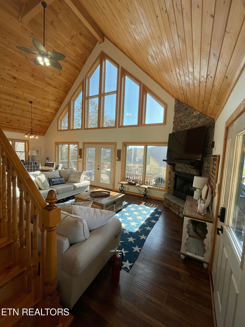 Photo of 625 Bluff View Rd. Rd, New Tazewell, TN 37825 (MLS # 1295599)