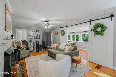 Tiny photo for 109 N Tampa Lane, Oak Ridge, TN 37830 (MLS # 1352561)