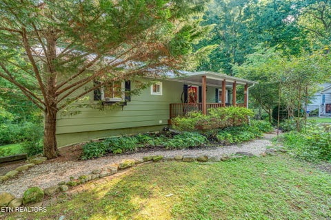 Tiny photo for 109 N Tampa Lane, Oak Ridge, TN 37830 (MLS # 1352561)