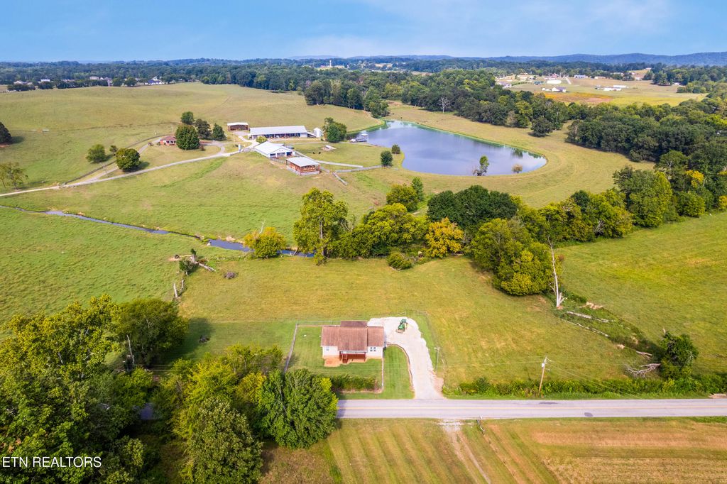 Photo of 354 Prospect Rd, Walland, TN 37886 (MLS # 1314049)