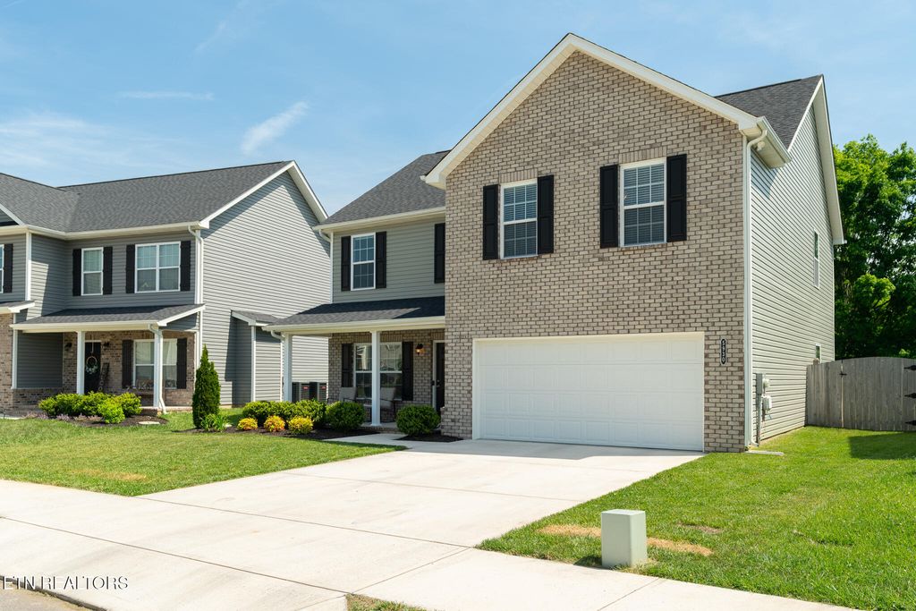 Photo of 5930 Honeycrisp Rd, Knoxville, TN 37931 (MLS # 1340729)