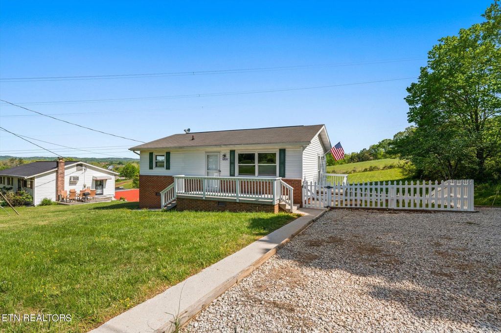 Photo of 6824 Fairview Rd, Corryton, TN 37721 (MLS # 1260593)