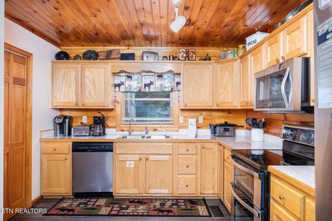 Tiny photo for 2039 Oakmont Drive, Sevierville, TN 37876 (MLS # 1317742)