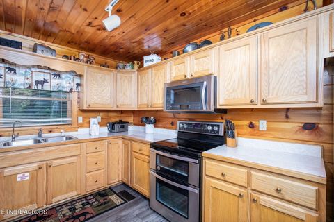Tiny photo for 2039 Oakmont Drive, Sevierville, TN 37876 (MLS # 1317742)