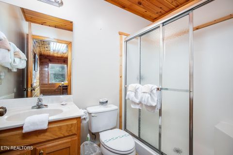 Tiny photo for 2039 Oakmont Drive, Sevierville, TN 37876 (MLS # 1317742)