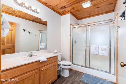 Tiny photo for 2039 Oakmont Drive, Sevierville, TN 37876 (MLS # 1317742)