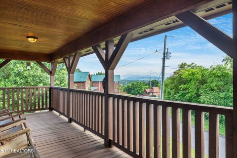 Tiny photo for 2039 Oakmont Drive, Sevierville, TN 37876 (MLS # 1317742)