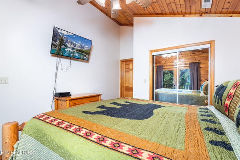 Tiny photo for 2039 Oakmont Drive, Sevierville, TN 37876 (MLS # 1317742)