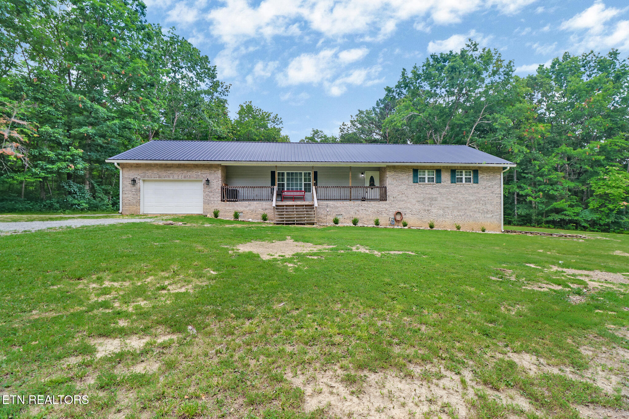 1011 Fox Ridge Drive