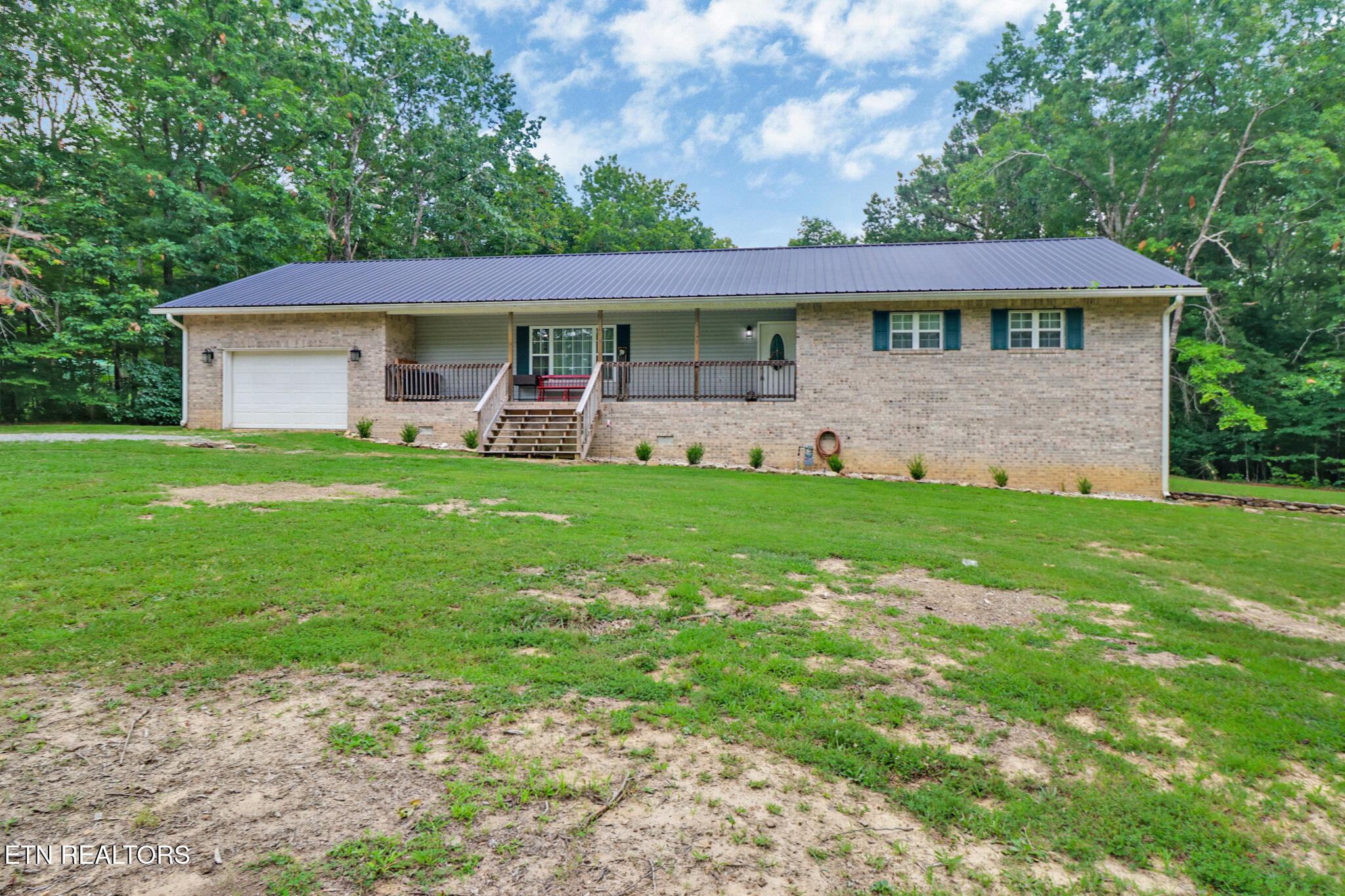 1011 Fox Ridge Drive