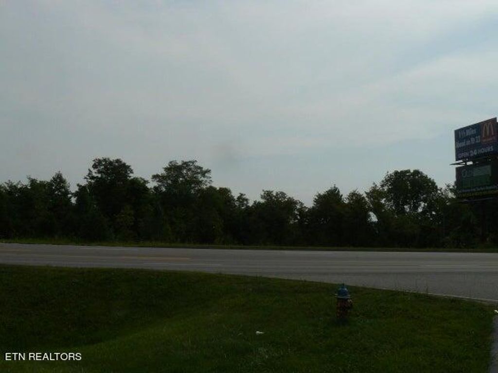 Photo of 238 US-25E Scenic, Tazewell, TN 37879 (MLS # 1255530)