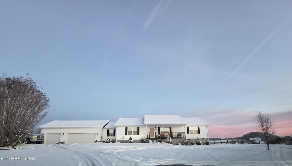 Photo of 153 Creek Court, Blaine, TN 37709 (MLS # 1255320)