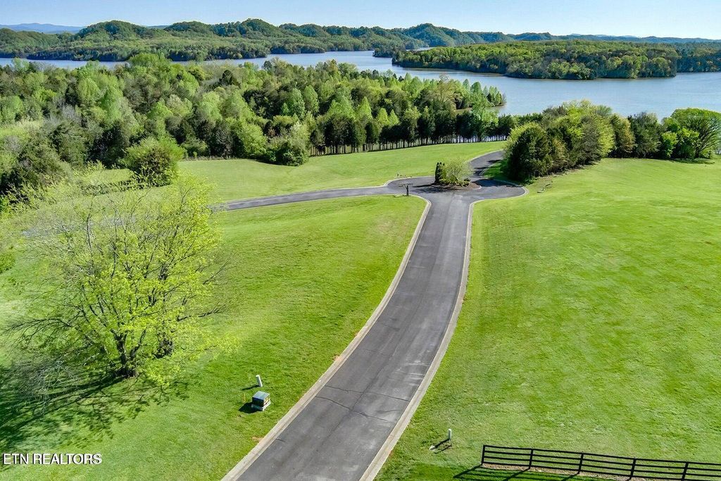 Photo of Volunteer Lane, Vonore, TN 37885 (MLS # 1337389)