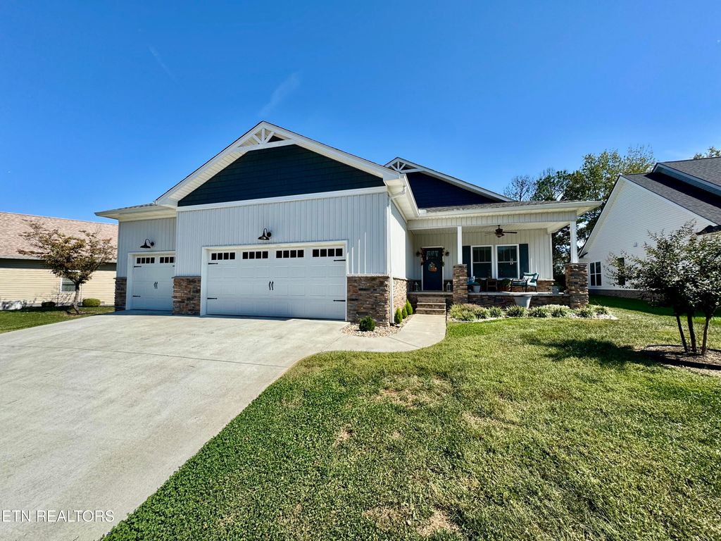Photo of 170 Elokwa Way, Loudon, TN 37774 (MLS # 1317565)