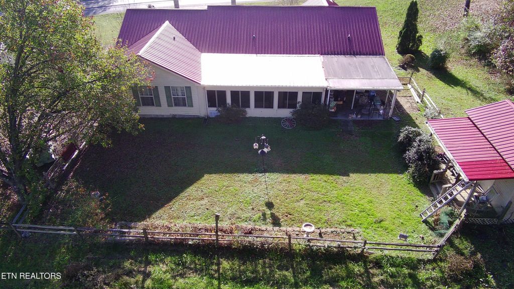Photo of 528 Kings Hills Blvd, Pigeon Forge, TN 37863 (MLS # 1281897)