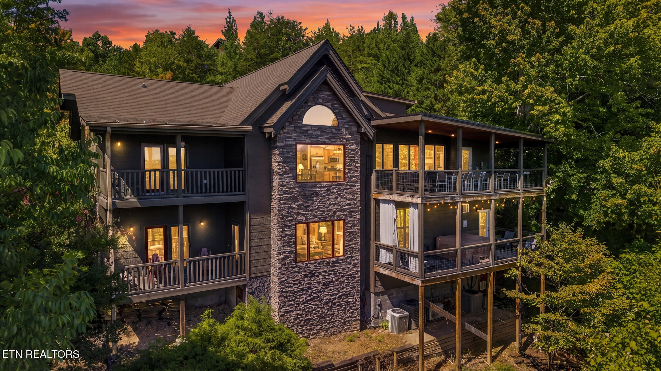 2837 Cedar Falls Way
