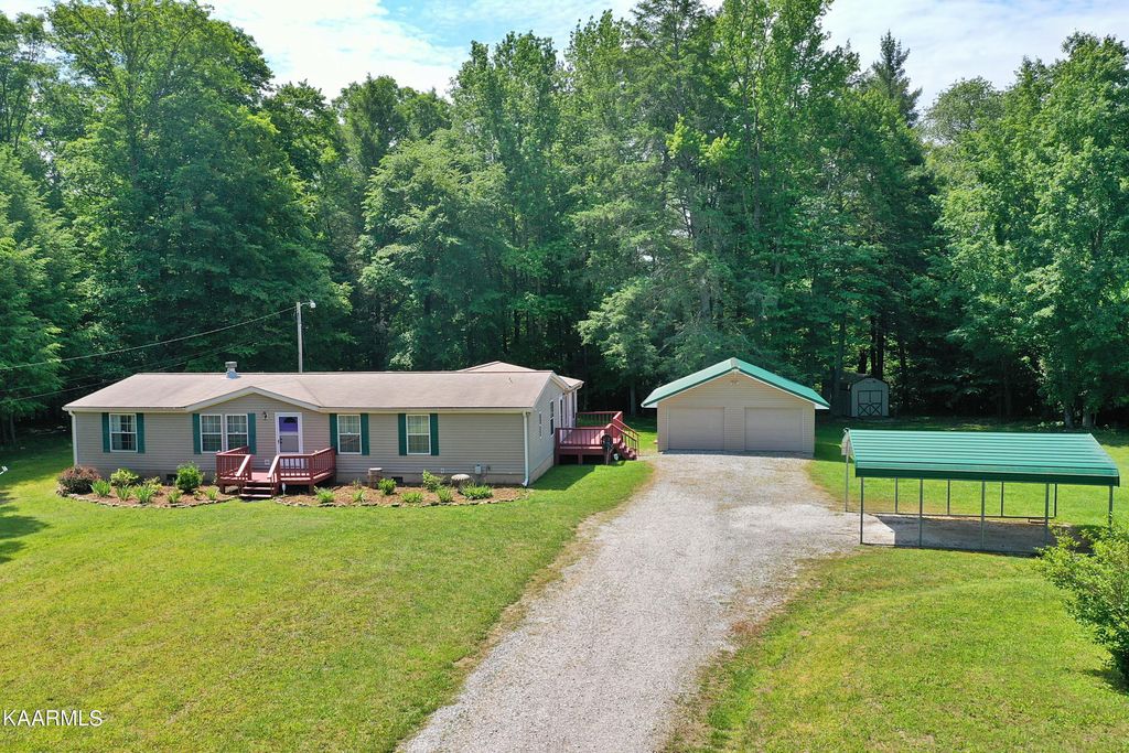 Photo of 241 E Monticello Pike, Huntsville, TN 37756 (MLS # 1227510)