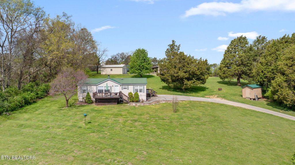 Photo of 3057 Quarry Hollow Rd, Friendsville, TN 37737 (MLS # 1295739)