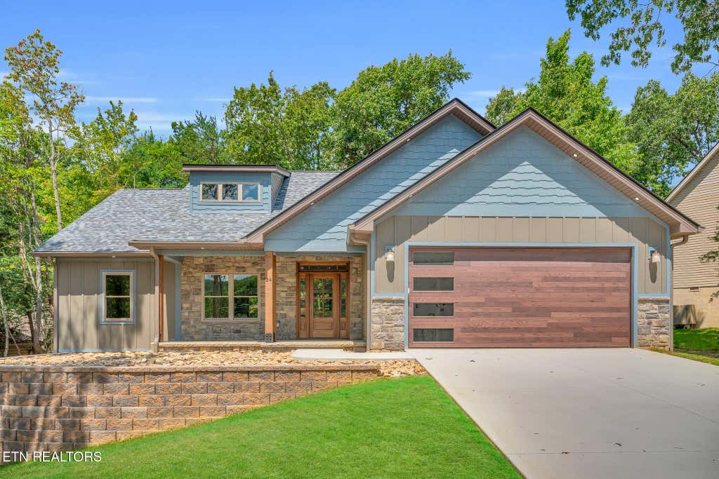 Photo of 24 Bacham Lane, Crossville, TN 38558 (MLS # 1350619)