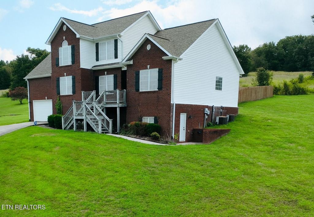 Photo of 1757 Derby Downs Drive, Friendsville, TN 37737 (MLS # 1318259)