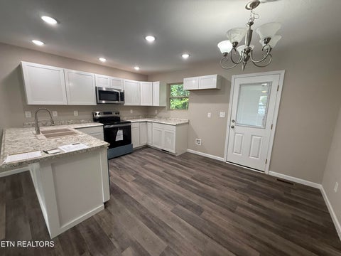 Tiny photo for 309 Foley Hill Rd, Clinton, TN 37716 (MLS # 1345895)