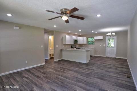 Tiny photo for 309 Foley Hill Rd, Clinton, TN 37716 (MLS # 1345895)