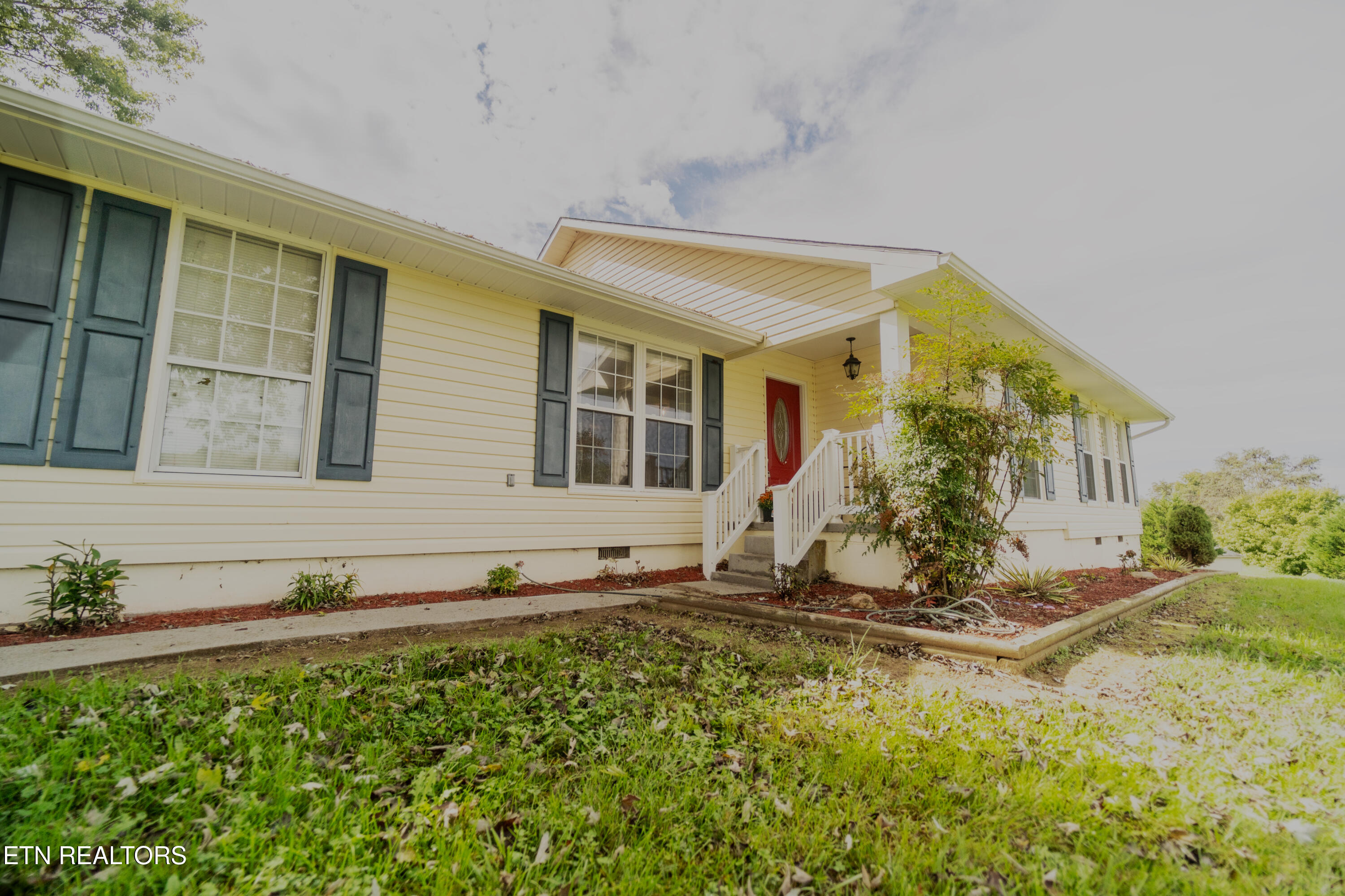 1779 Rocky Valley Rd