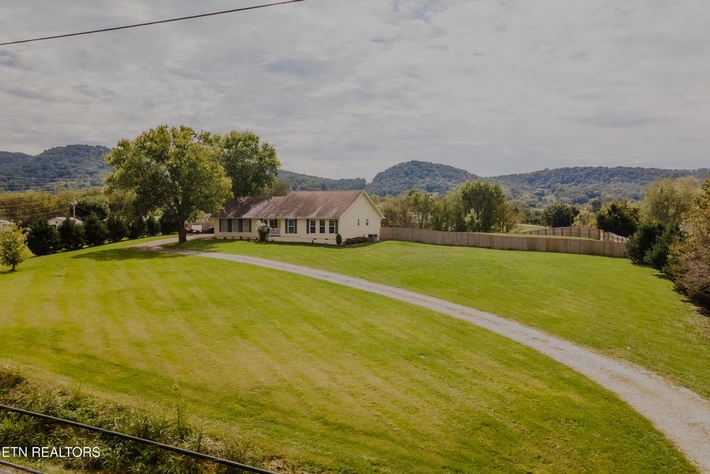 Photo of 1779 Rocky Valley Rd, New Market, TN 37820 (MLS # 1317699)