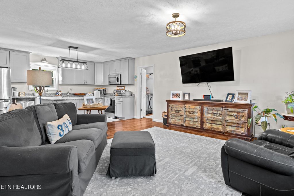 Photo of 413 Oran Rd, Knoxville, TN 37934 (MLS # 1318311)