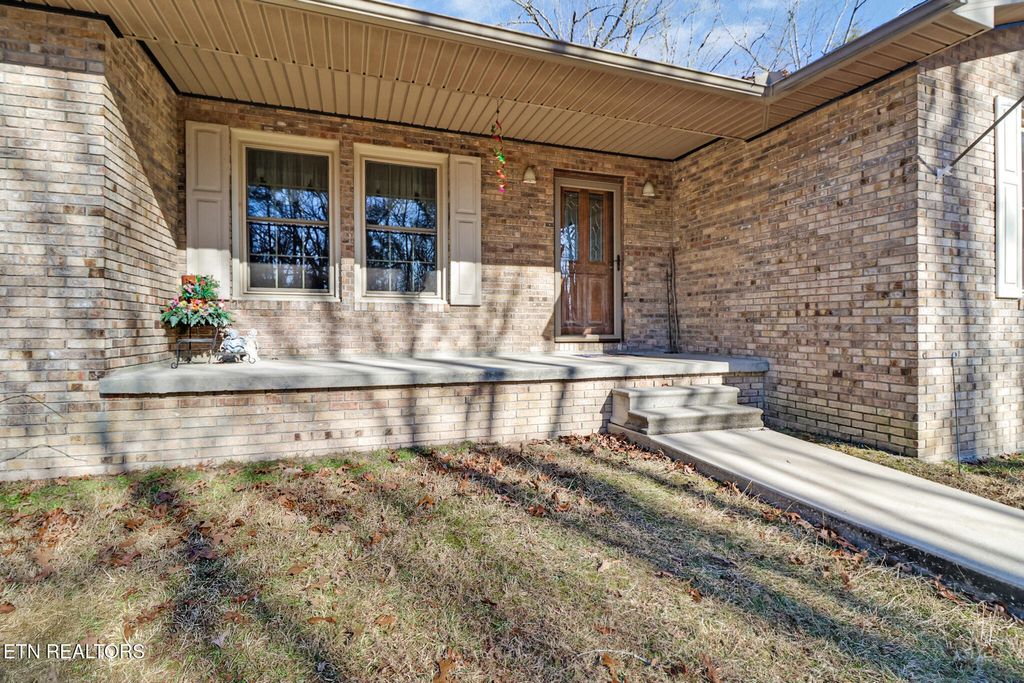 Photo of 267 Eli Ford Rd, Crossville, TN 38571 (MLS # 1327530)