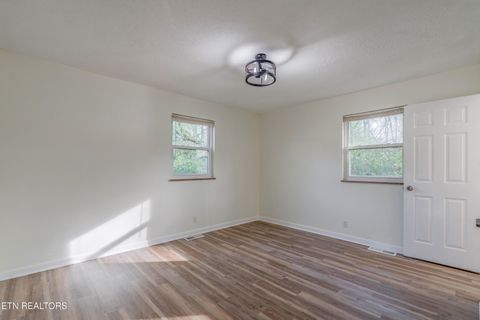 Tiny photo for 5624 Magazine Rd, Knoxville, TN 37920 (MLS # 1335353)