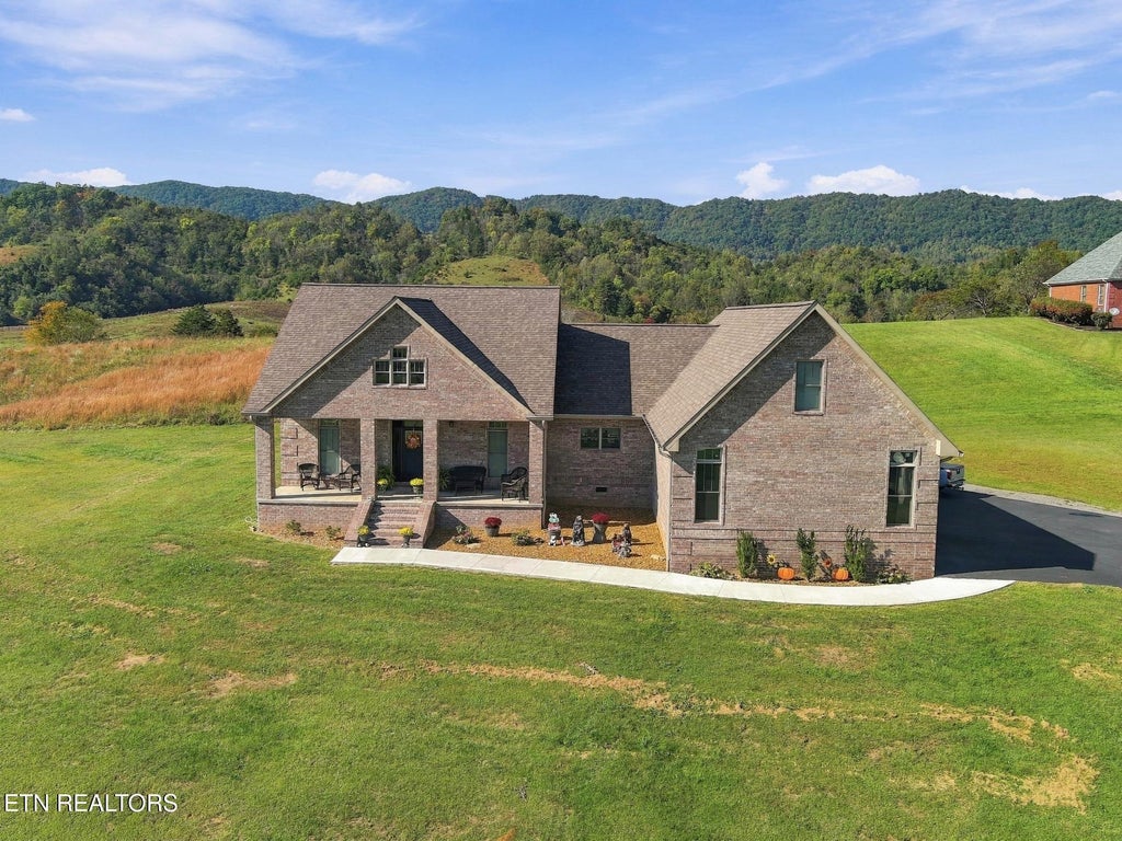 Photo of 115 Starling Lane, Speedwell, TN 37870 (MLS # 1358909)
