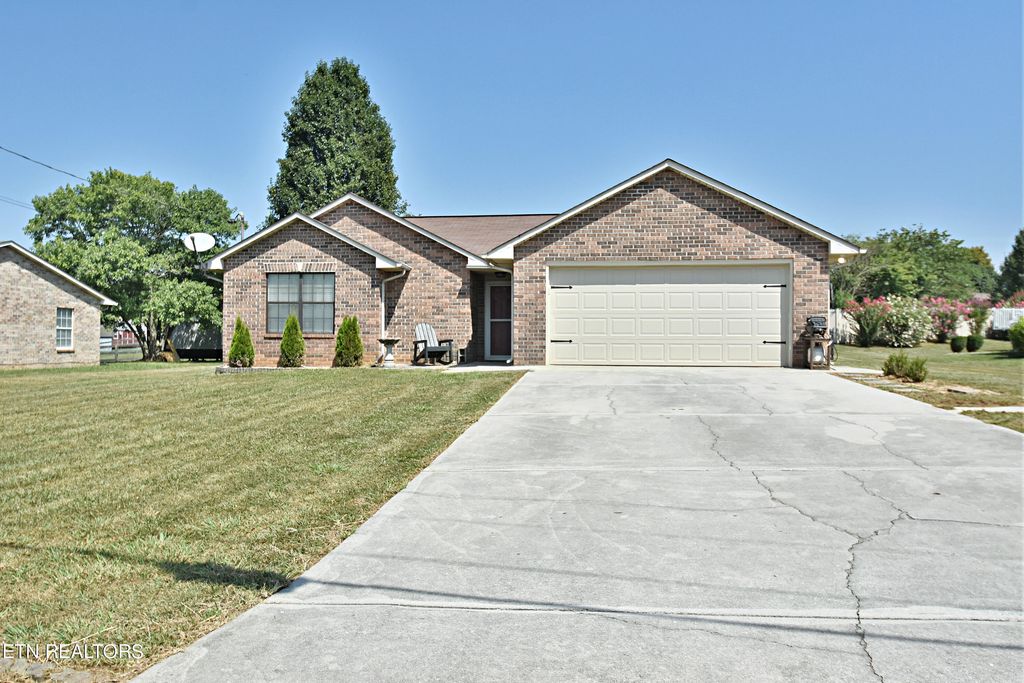 Photo of 7250 Pisa Circle, Corryton, TN 37721 (MLS # 1274848)