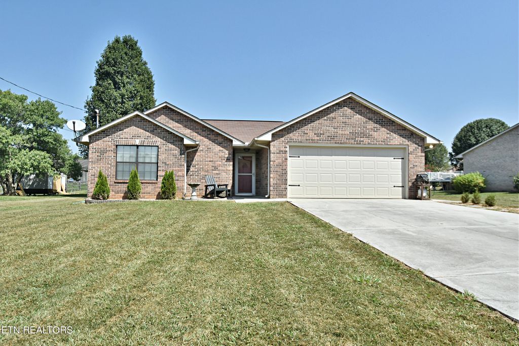 Photo of 7250 Pisa Circle, Corryton, TN 37721 (MLS # 1274848)