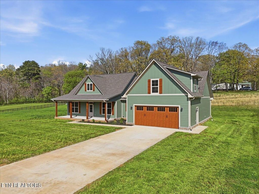 Photo of 826 Sophie Drive, Greenback, TN 37742 (MLS # 1312983)