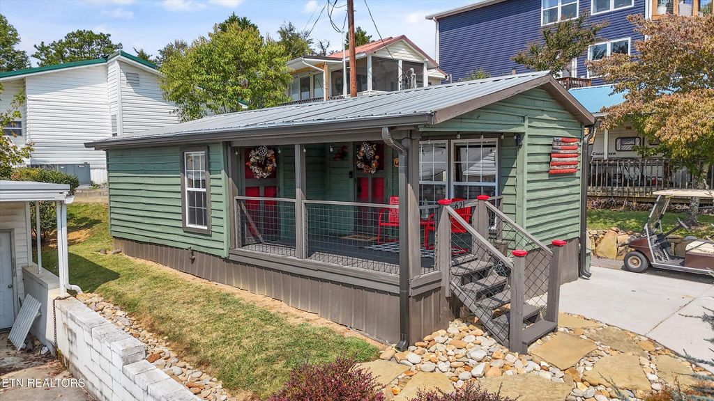 Photo of 621 Whistling Swan St, Townsend, TN 37882 (MLS # 1316736)