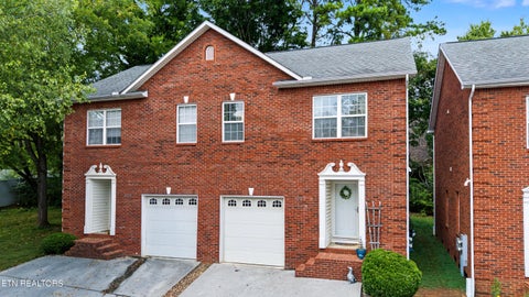 Photo of 827 Blue Spruce Way, Knoxville, TN 37912 (MLS # 1354567)