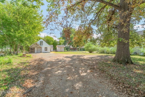 Tiny photo for 224 E Burwell Ave, Knoxville, TN 37917 (MLS # 1358476)