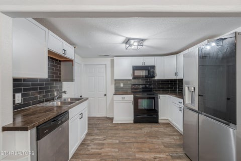 Tiny photo for 224 E Burwell Ave, Knoxville, TN 37917 (MLS # 1358476)