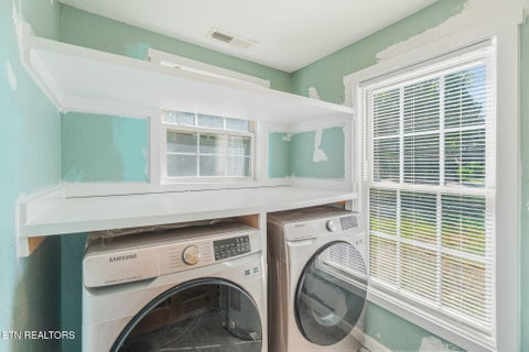 Tiny photo for 224 E Burwell Ave, Knoxville, TN 37917 (MLS # 1358476)
